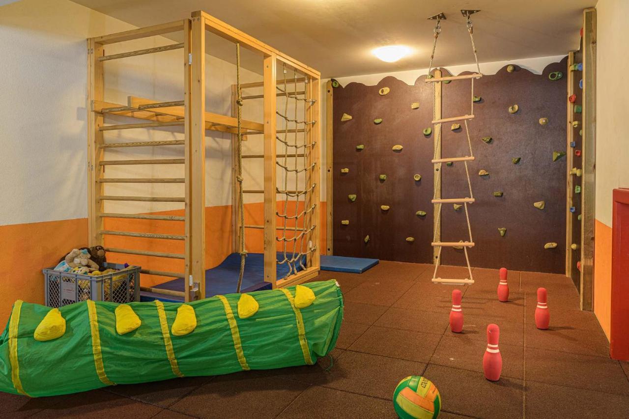 Alpenparks Apartment & Ferienresort Rehrenberg Фихофен Экстерьер фото